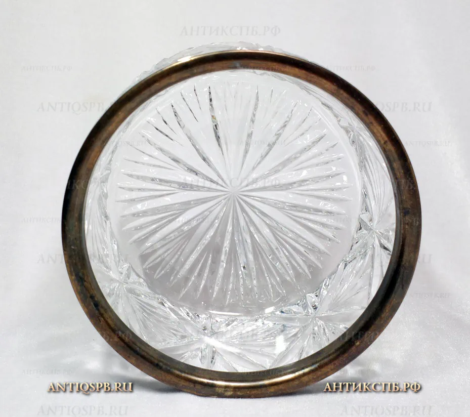 Конфетница хрустальная с металлическим ободком. СССР. Вт. пол. ХХ века. №19843.4